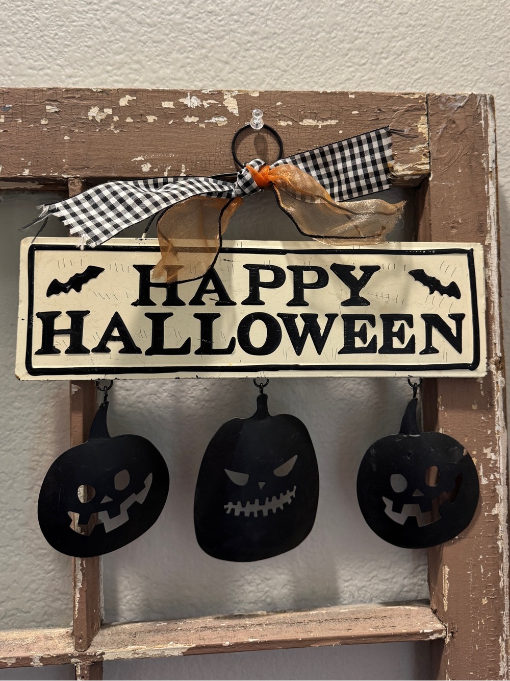 Happy Halloween Hanging Sign - Black & Cream